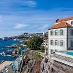 Luxury Barreirinha House Old Town By Madeira 푼샬